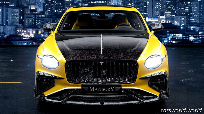 Continental GT встречается с Mansory в жёлтом карбоновом взрыве
15 часов назад
Брэд Андерсон

Ярко‑жёлтый Bentley получил новый капот, переднюю решётку и сплиттер.

Он оснащён индивидуальными 22‑дюймовыми коваными дисками с глянцевым чёрным покрытием.

В салоне жёлтая кожа резко контрастирует с ярко‑белыми элементами отделки.

Bentley недавно представил совершенно новый Continental GT Supersports, автомобиль, который, по словам компании, обеспечивает более вовлекающую динамику за счёт перехода на задний привод вместо полного привода, используемого в других моделях линейки. Дебютный автомобиль был показан с ярким новым аэродинамическим обвесом, но по сравнению с тем, что только что сотворила Mansory, он выглядит практически сдержанно.

Читайте: Mansory посмотрела на Honda и сказала: «Давайте сделаем то же самое с BMW M5»

Последний Continental GT, переработанный спорным европейским тюнером, не основан на Supersports, но в нём присутствует множество агрессивных стилистических изменений.

Однако в то время как улучшения, которые Bentley внес в Supersports, имеют аэродинамическое назначение и действительно выглядят весьма привлекательно, Mansory просто навесила кованый карбон на роскошное двухдверное купе и на этом остановилась.

Самые театральные изменения произошли в передней части. На Bentley появился кованый карбоновый капот, теперь он соседствует с характерной карбоновой решёткой и карбоновыми акцентами вокруг передних воздухозаборников и на нижнем сплиттере.

Хотя кованый карбон имеет своё место на трековых автомобилях, таких как Lamborghini Huracan STO, он выглядит неуместно на таком автомобиле, как Continental GT.

К сожалению, изменения коснулись не только передней части Bentley. Mansory добавила кованый карбон на облицовки дверей, боковые зеркала и пороги. Он также появился на небольшом спойлере над задним стеклом, на втором спойлере на крышке багажника и на эффектном диффузоре.

Если бы этот Bentley был покрашен в чёрный цвет, карбоновые элементы не выделялись бы так сильно. Но поскольку автомобиль окрашен в жёлтый, карбон действительно бросается в глаза. Завершением внешних изменений — но не улучшений — стали 22‑дюймовые кованые диски.

В салоне Mansory применила тот же тяжёлый подход. Руль, дверные панели, центральная консоль, сиденья и даже нижняя часть приборной панели обтянуты ярко‑жёлтой кожей с белыми акцентами, и здесь, в отрыве от визуального хаоса экстерьера, эти изменения кажутся почти логичными.

Цены не объявлены, но это мало кого волнует. Тот, кто готов подписаться под таким количеством кованого карбона и жёлтой кожи, вероятно, давно перестал проверять счета.